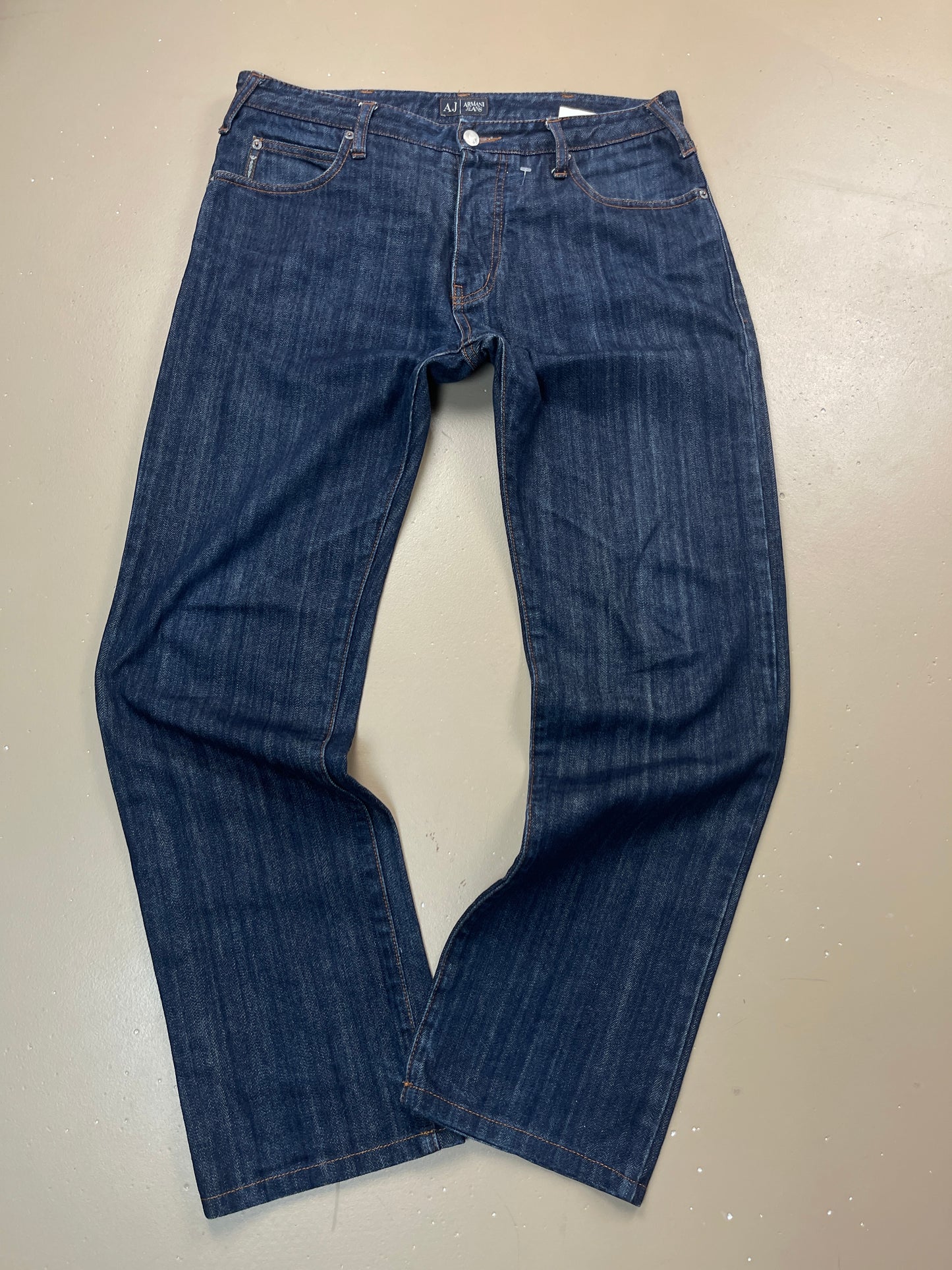 Armani Jeans ( M )