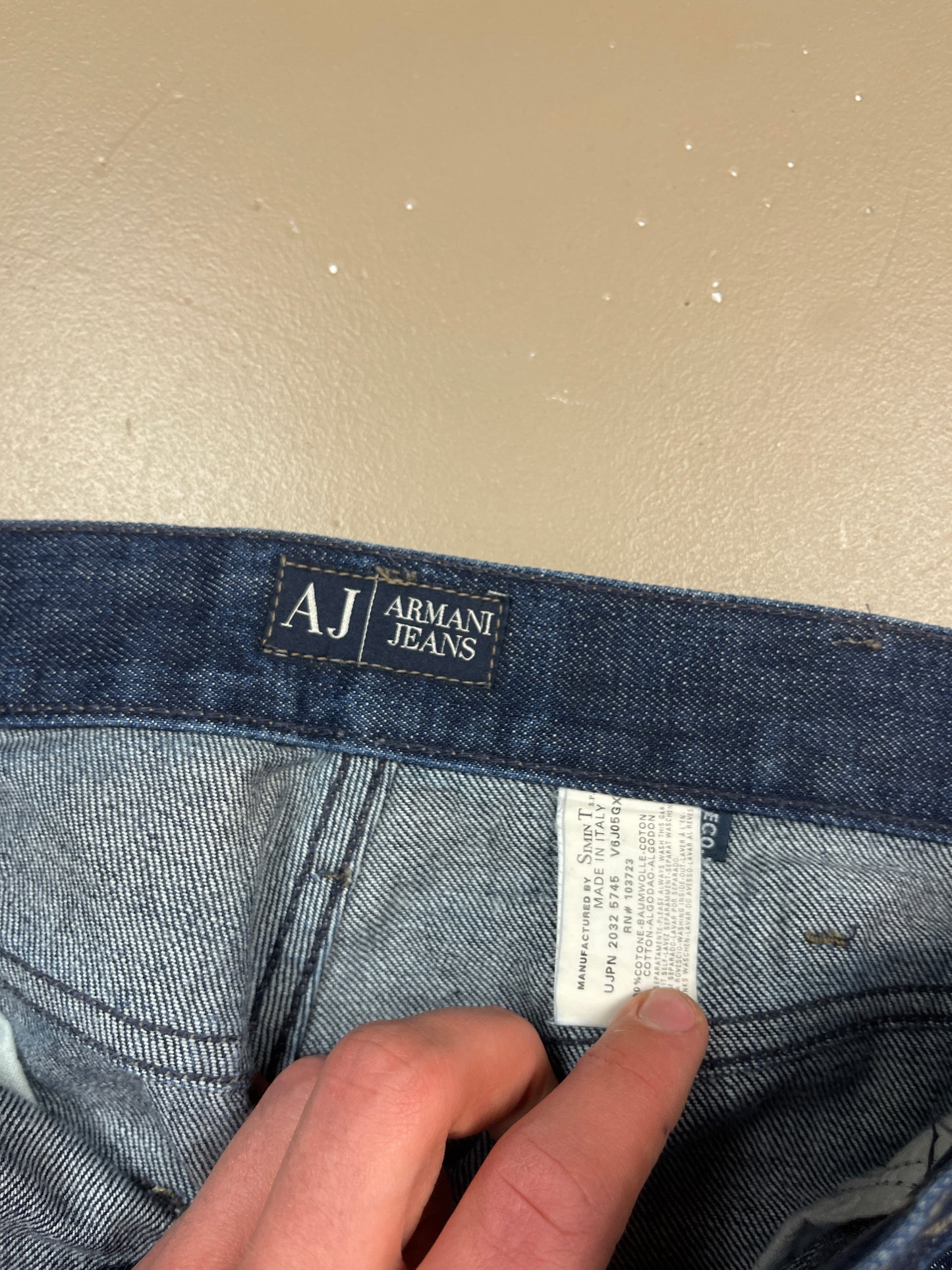 Armani Jeans L