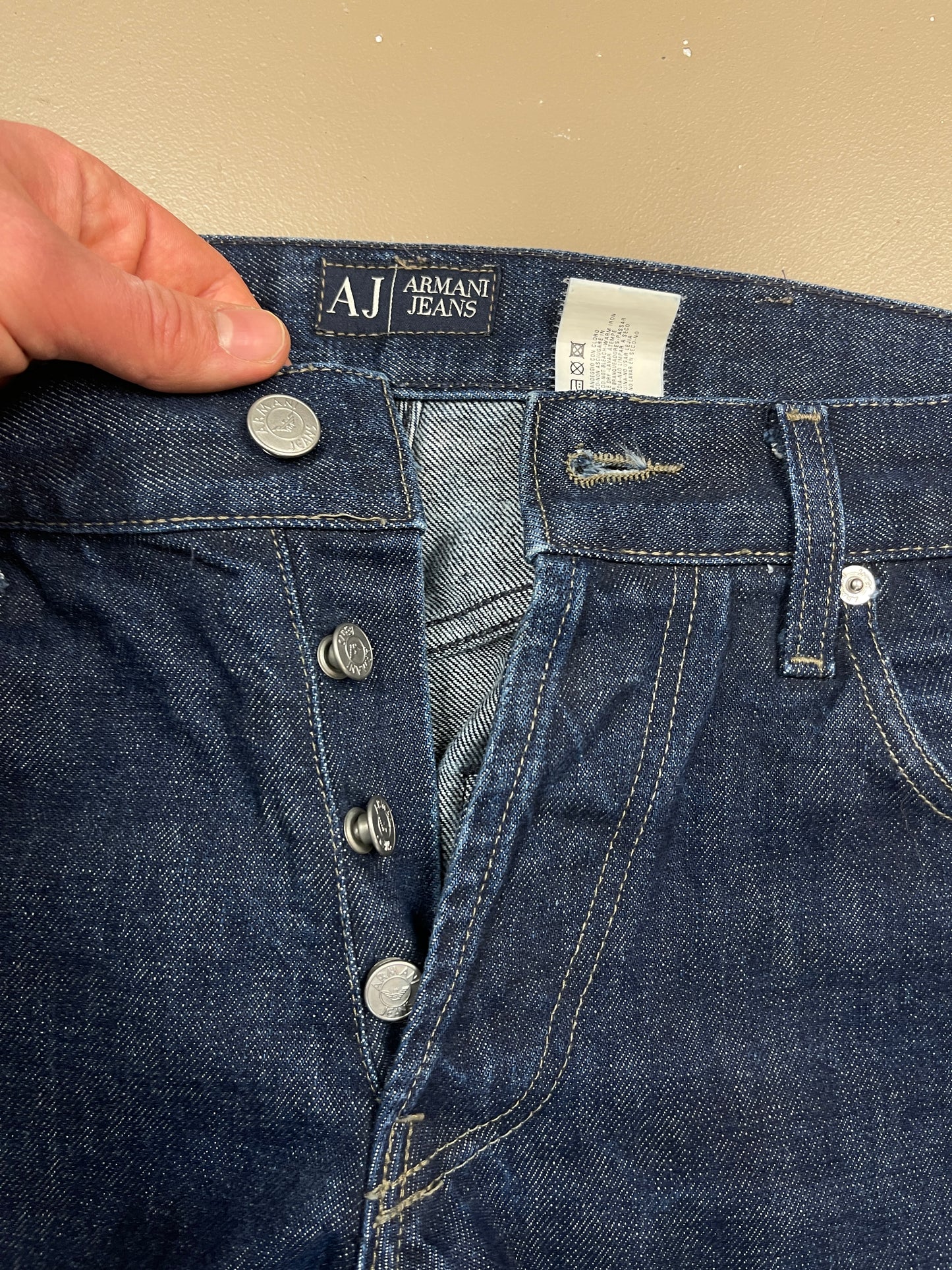 Armani Jeans L