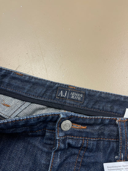 Armani Jeans ( M )