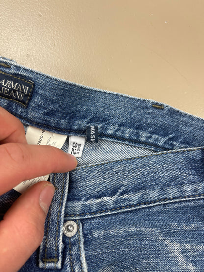 Armani Jeans ( M )