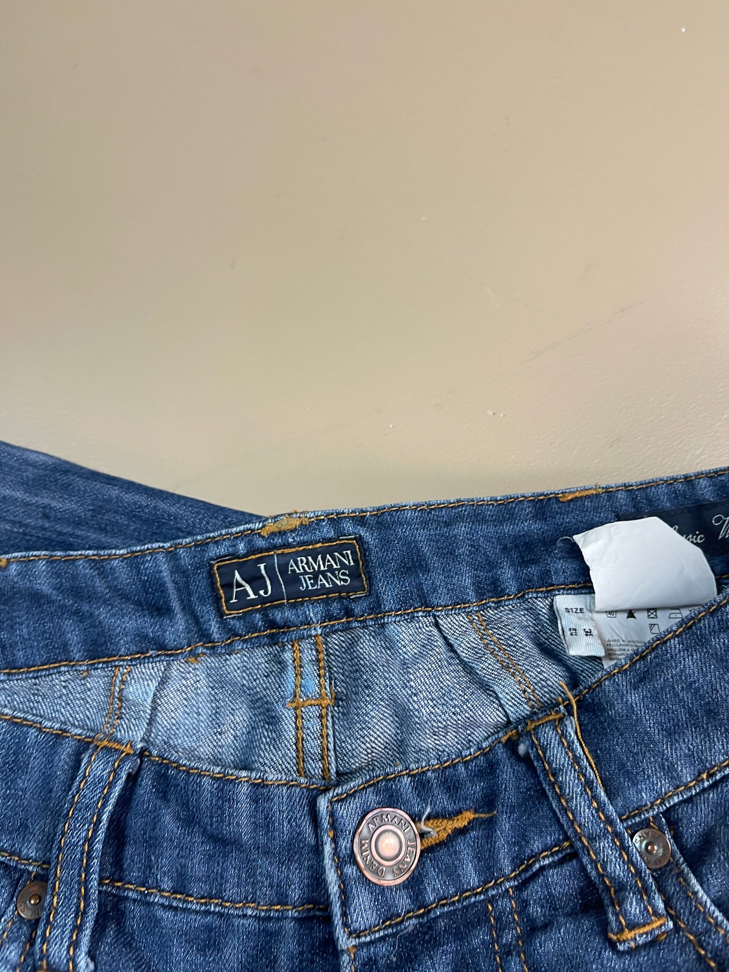 Armani Jeans S